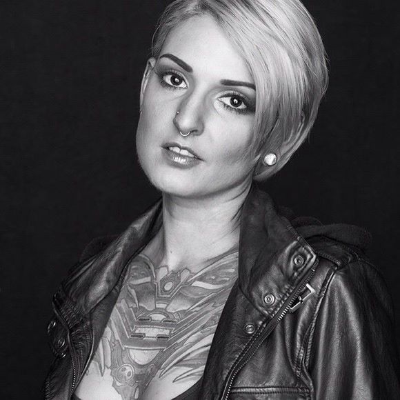 Meet your Posher, Erin - Picture 1 of 1